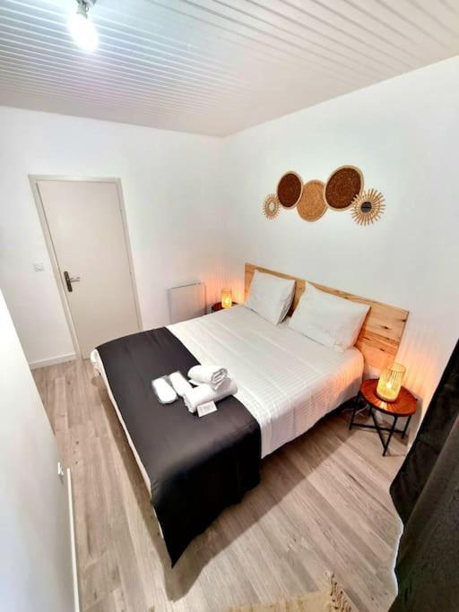 Neuf Renove Apartment